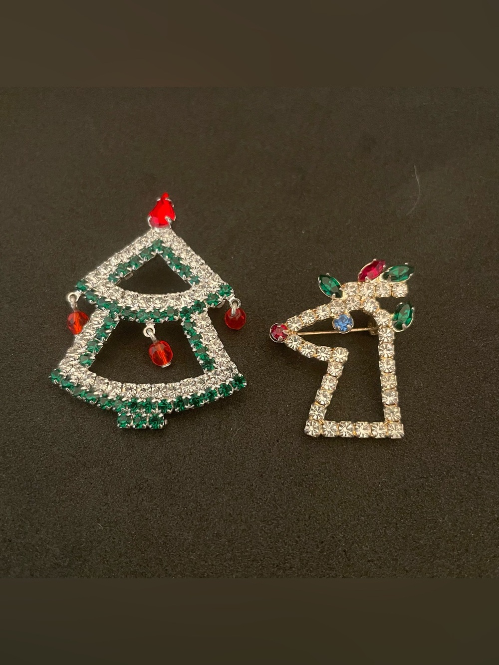 Christmas Tree & Reindeer Brooch Pins Silver Tone Green Red Rhinestone Unmarked